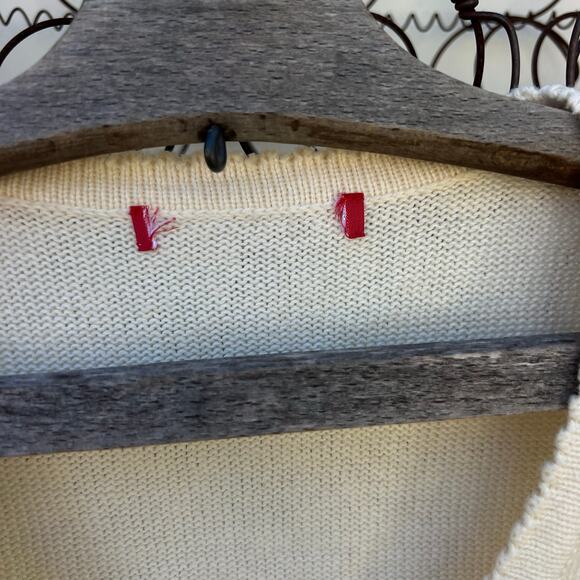 Vintage Nativity Sweater Vest Embroidered Cream Christmas Holiday Baby Jesus - Picture 4 of 4